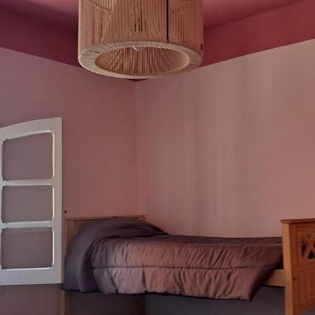 Hostel Lqueen 1 Сальта Экстерьер фото
